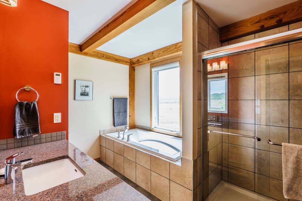 Surfaces sparkle in this stylish ensuite.