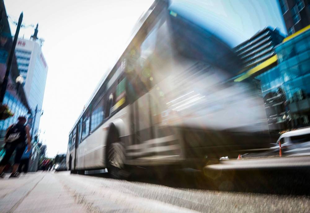 JOHN WOODS / FREE PRESS FILES
Requests to extend service hours for city buses will largely be considered in the 2026 budget process and would require council approval, Mayor Scott Gillingham said.