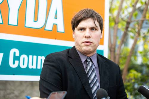 MIKAELA MACKENZIE / FREE PRESS FILES
                                Chris Sweryda announces his candidacy for Elmwood-East Kildonan city councillor in early October.