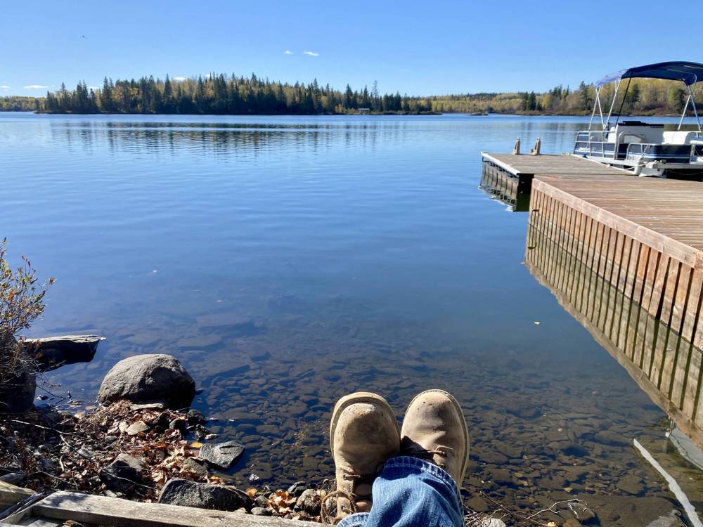 MARC LABOSSIERE / FREE PRESS
A short repose lakeside helped rejuvenate the soul at the job site.