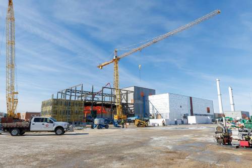 MIKE DEAL / FREE PRESS FILES
                                Construction workers continue improvements at Winnipeg’s North End Sewage Treatment Plant. Part of the plant’s $3-billion upgrade will add biosolids facilities that improve the end byproduct.
