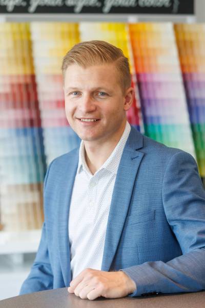 MIKE DEAL / FREE PRESS FILES
                                Rick Duha, Chief Business Officer, Duha Colour Services Ltd. – the Winnipeg-based company announced it will use government grant money to expand its operations.