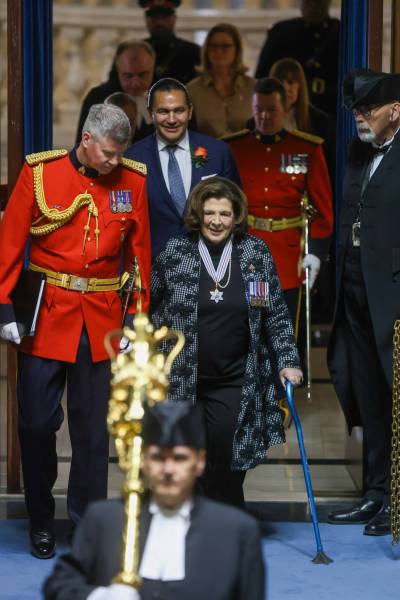 Mike Deal / Free Press
                                Lt.-Gov. Anita Neville prepares to deliver the speech from the throne.