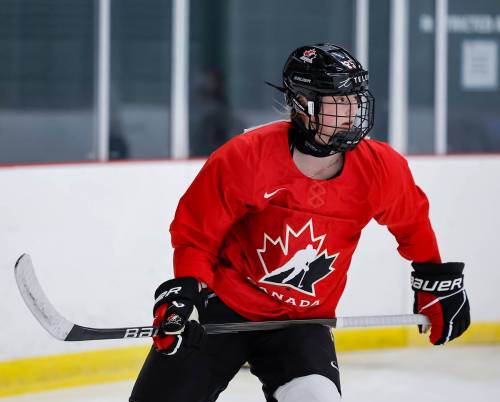 HEATHER POLLOCK / HOCKEY CANADA IMAGES
                                Hayley McDonald is looking to lead Canada to a repeat of its 2025 title at the IIHF U18 Women&rsquo;s World Hockey Championship.