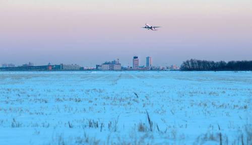 RUTH BONNEVILLE / FREE PRESS FILES
                                A city committee heard a report Tuesday on the planned development of Winnipeg Airports Authority land.