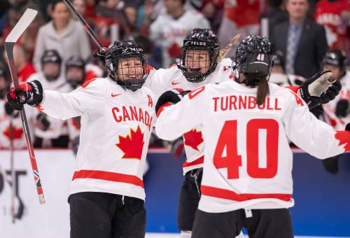 FRANK GUNN / THE CANADIAN PRESS FILES
                                Ste. Anne&rsquo;s Jocelyne Larocque (left) is suiting up for her fourth Olympic games. Saturday&rsquo;s matchup will serve as the round-robin opener for Team Canada after illness in Finland&rsquo;s locker room postponed the Thursday clash until Feb. 12.