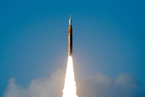 John Raoux / The Associated Press
                                NASA&rsquo;s Artemis II moon rocket