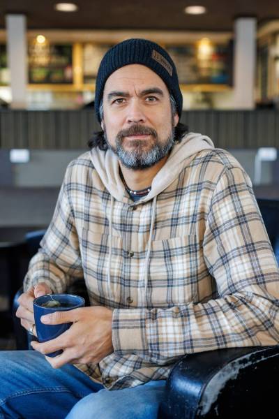 MIKE DEAL / FREE PRESS files
                                David A. Robertson is president of the new board for the revamped Manitoba Book Awards.