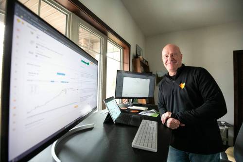 MIKAELA MACKENZIE / FREE PRESS
                                &lsquo;We literally have 80 years of experience and data in our platform today that is always learning and always getting better,&rsquo; says Mark Lepp, owner of GrainFox.
