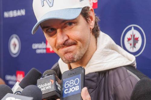 MIKE DEAL / FREE PRESS
                                Winnipeg Jets forward Mark Scheifele said Friday that &lsquo;any chance you have the opportunity to go and compete for your country, you&rsquo;ve got to take it with honour.&rsquo;