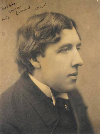 Free Press files
                                Oscar Wilde