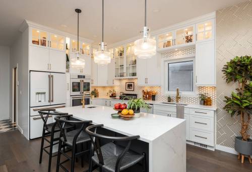MHBA photo
                                Beware this summer of contractors offering cash-only deals with a handshake &lsquo;contract&rsquo; when considering home-renovation quotes.