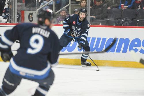 Mike Sudoma / FREE PRESS FILES
                                Manitoba Moose forward Colby Barlow is riding high on the eve of his first Calder Cup playoffs after regaining his scoring touch.