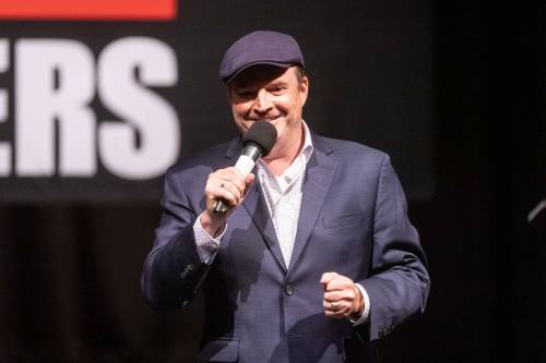 Matt Duboff photo
                                The Debaters, with host Steve Patterson, is returning to its birthplace: the Winnipeg Comedy Festival.