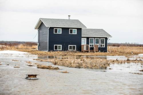 MIKAELA MACKENZIE / FREE PRESS FILES
                                Peguis First Nation Chief Stan Bird says it&rsquo;s believed the Fisher River has crested.