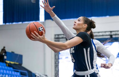 RICH LAM / UBC ATHLETICS PHOTO
                                Former Vincent Massey Trojan Olivia Weekes paints every corner of the UBC Thunderbirds&rsquo; basketball history books: fourth all-time in UBC&rsquo;s Canada West scoring (1,239 points), second in total rebounds (751), top 10 in steals (151 &mdash; eighth), blocks (50 &mdash; ninth) and minutes played (2,489 &mdash; ninth), and holds the women&rsquo;s program record for free throws made (331).