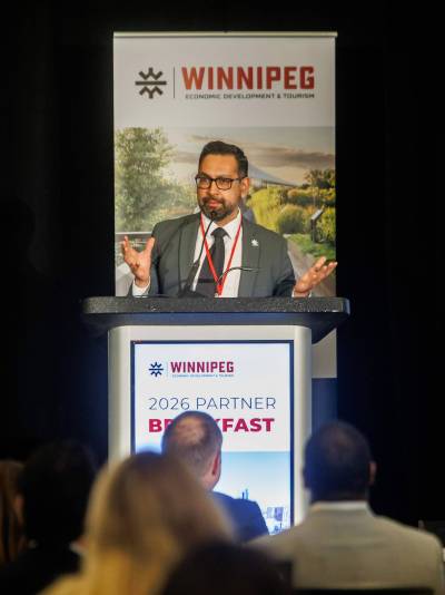 MIKE DEAL / FREE PRESS
                                WEDT vice-president international Alberto Velasco-Acosta speaks during a Winnipeg Economic Development & Tourism event on Wednesday. Continuing to fall behind other provinces in attracting foreign companies will lead to Manitoba being &lsquo;out of sight,&rsquo; he says.