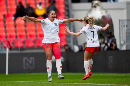 KEVIN SOUSA / NSL
                                Montreal&rsquo;s Noémi Paquin (right) celebrates teammate Elyse Bennett&rsquo;s (left) goal Sunday against AFC Toronto. Bennett has had a goal a game so far &mdash; including two in the season opener &mdash; for the Roses.