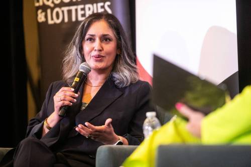 MIKAELA MACKENZIE / FREE PRESS
                                Canadian Museum for Human Rights CEO Isha Khan (left) speaks with Amanda Buhse, Winnipeg Chamber of Commerce board chair, at a chamber luncheon on Friday.