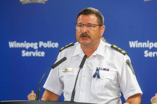 MIKE DEAL / FREE PRESS FILES
                                Winnipeg Police Chief Gene Bowers says he is committed to ongoing discussions with agencies that help the homeless after city police executed a 10-day drug sweep in the inner city.
