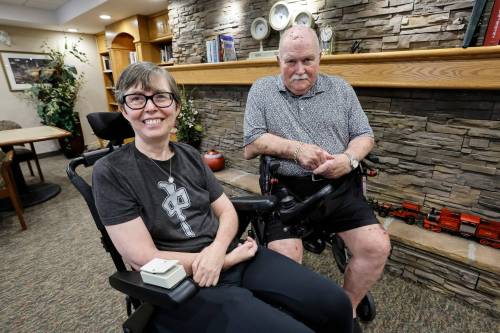 JOHN WOODS / FREE PRESS
                                Joelle Robinson and Terry Hopkinson are organizing to cover home-care shifts of staff laid off after a union certification.