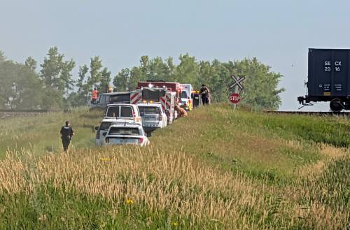 MIKE BLUME / PORTAGEONLINE
                                RCMP were called to a collision between a Manitoba Sheriff Services van and a train on Road 40 West, west of Portage la Prairie, on Tuesday morning.