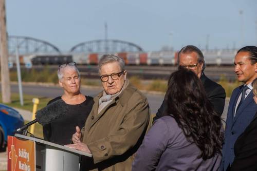 MIKE DEAL / FREE PRESS FILES
                                Lloyd Axworthy was tapped to study railway relocation in 2024. He confirmed the premier will make an announcement Wednesday.
                                MIKE DEAL / FREE PRESS Premier Wab Kinew announces that his government has selected selecting Lloyd Axworthy as study lead to determine the feasibility of relocating Winnipeg’s rail lines, during a press conference at the edge of the Canadian Pacific Railway rail yards, Tuesday morning. Reporter: Chris Kitching 241015 - Tuesday, October 15, 2024.