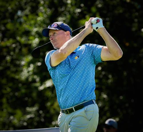 MORGAN MARCOUX / GOLF MANITOBA
                                David White from the St. Charles Country Club has a share of the lead after two rounds at the 2026 Canadian Men&rsquo;s Senior Championship.