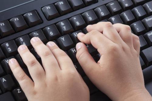 Manitoba&rsquo;s new health curriculum pilot puts an emphasis on a child&rsquo;s online habits and experiences. (Stepan Popov/Dreamstime/TNS files)
