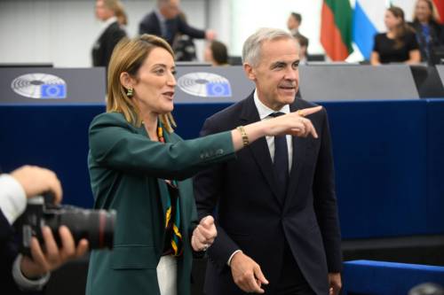 AP Photo/Pascal Bastien
                                Canada&rsquo;s Prime Minister Mark Carney, right, and President of the European Parliament Roberta Metsola arrive at the European Parliament in Strasbourg, eastern France, Sept 17