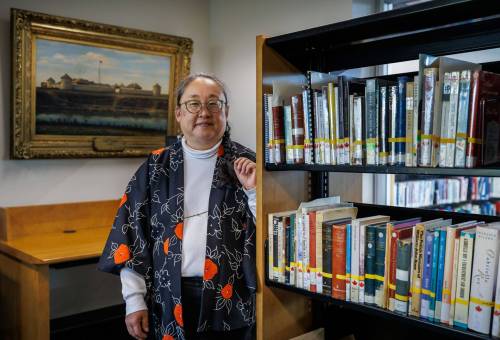 MIKE DEAL / FREE PRESS
                                Sally Ito is the new writer-in-residence for the Winnipeg Public Library.