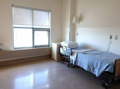 RUTH BONNEVILLE / FREE PRESS FILES
                                The province is adding 103 new community-based spaces in Winnipeg for patients who no longer need to be in hospital but still need somewhere safe to go. That&rsquo;s a good investment.