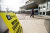 A voter walks into the Fort Rouge Leisure Centre polling station on Wednesday. (Mikaela MacKenzie / Free Press)