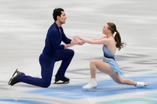 VINCENT THIAN / THE ASSOCIATED PRESS FILES
                                Reigning world junior pair Ava Kemp and Yohnatan Elizarov make their Skate Canada senior debut on Friday.